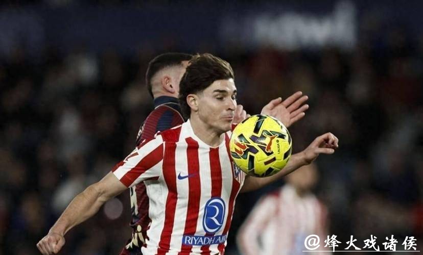 曼城的痛：26岁阿尔瓦雷斯世界波+妙传，率队4-0横扫巴萨