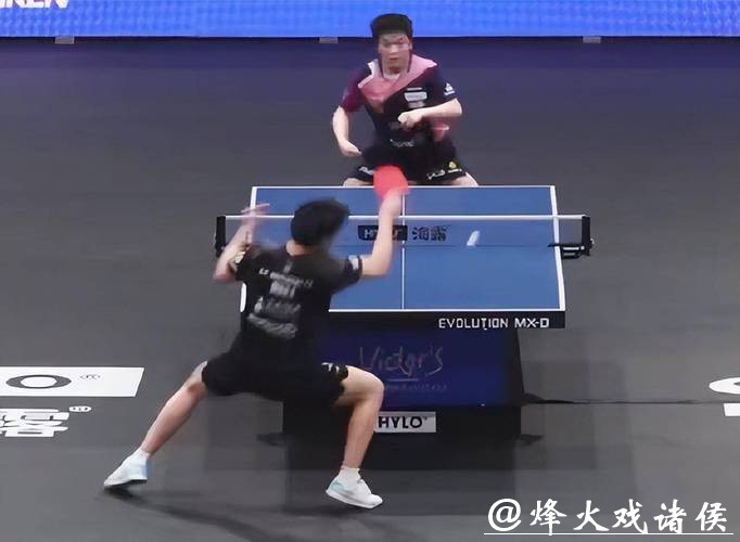 樊振东新年首败! 欧冠联赛输2场仍晋级，不敌中国新星、法国老将