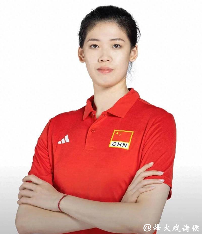 意大利米兰女排俱乐部官宣：李盈莹正式加盟球队